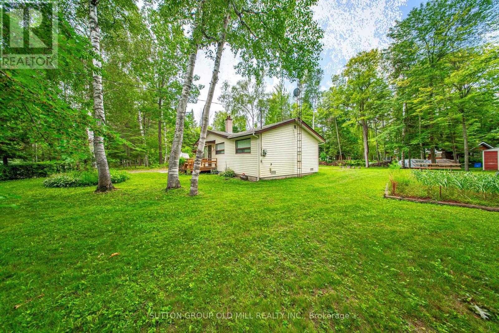 42 55th Street S, Wasaga Beach, Ontario  L9Z 1W9 - Photo 6 - S13016396