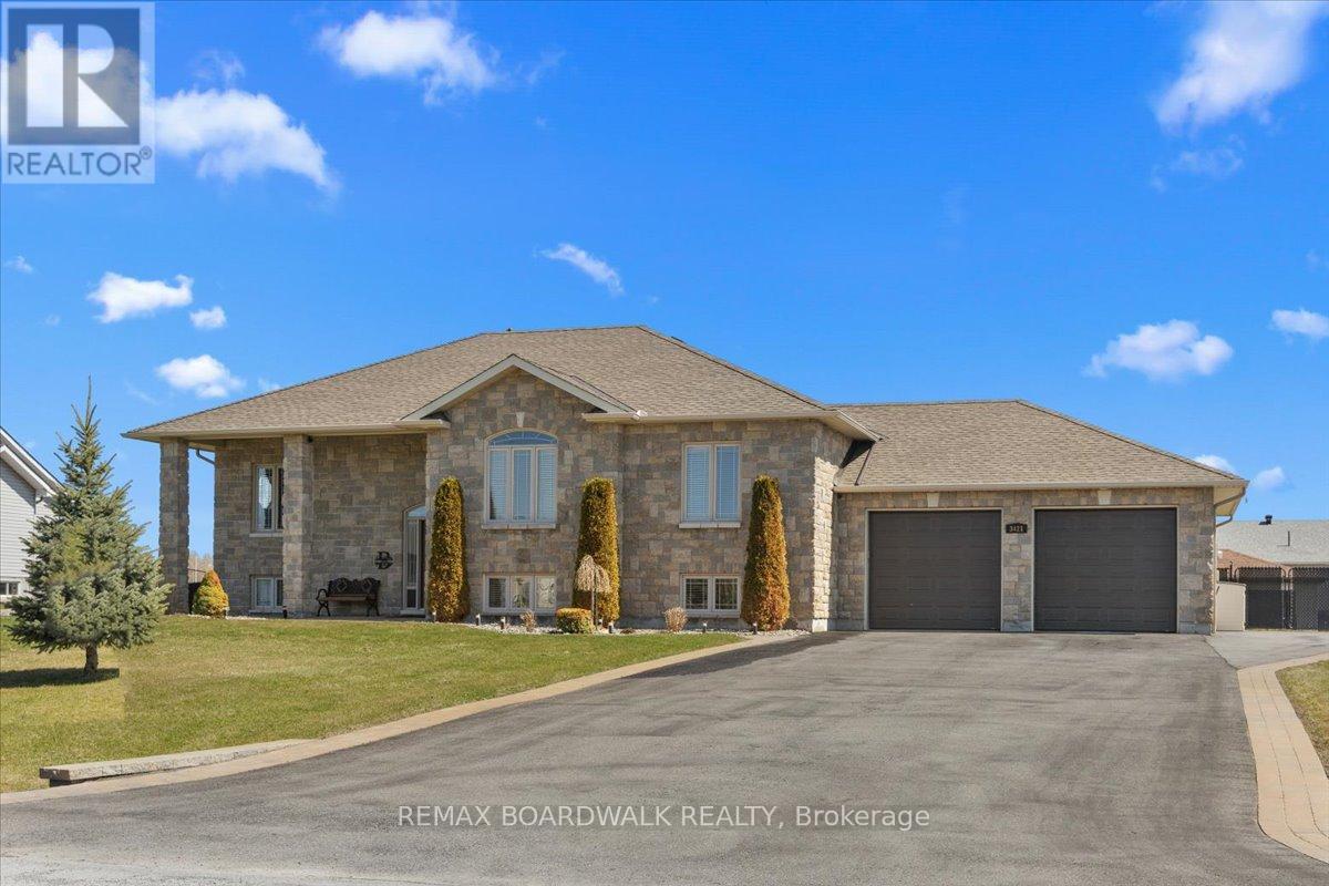 3421 SUMMERBREEZE DRIVE, Ottawa, Ontario