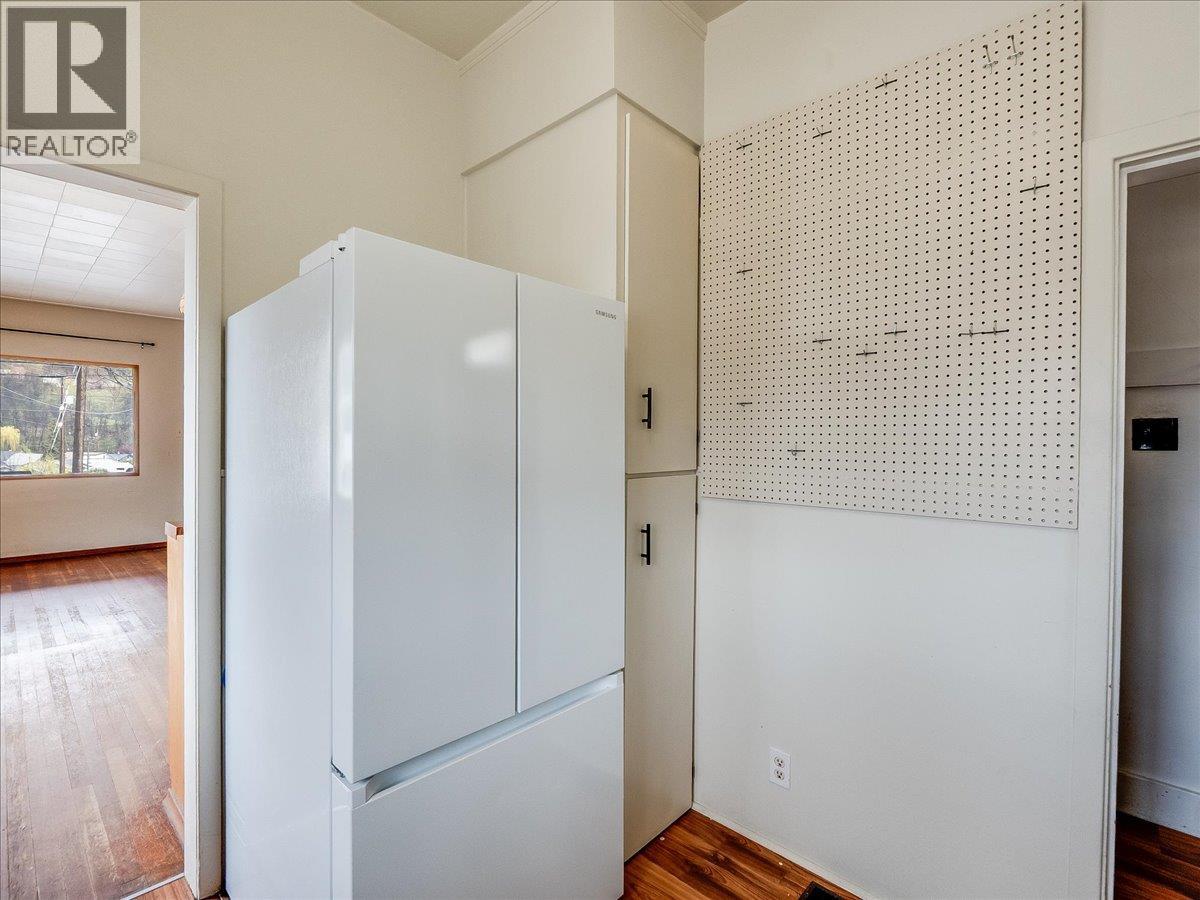 1706 Fourth Avenue, Trail, British Columbia  V1R 1S8 - Photo 24 - 10375475