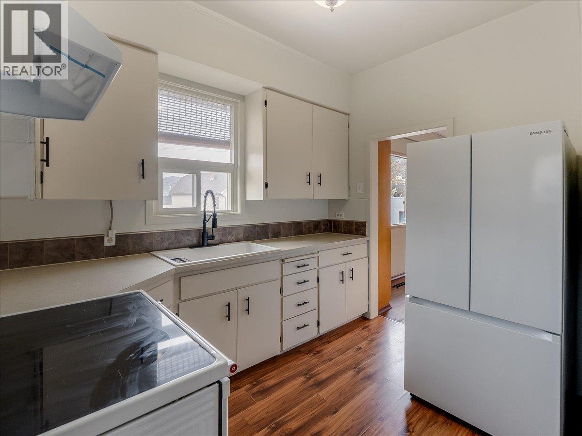 1706 Fourth Avenue, Trail, British Columbia  V1R 1S8 - Photo 23 - 10375475