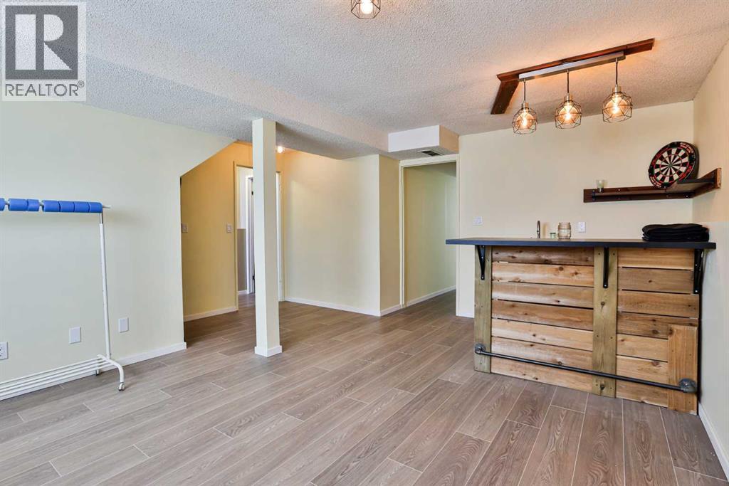 113 Cayuga Crescent W, Lethbridge, Alberta  T1H 6K5 - Photo 11 - A2302017