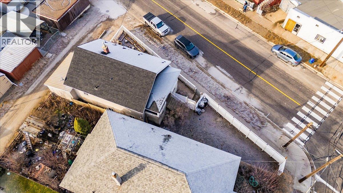 1706 Fourth Avenue, Trail, British Columbia  V1R 1S8 - Photo 35 - 10375475