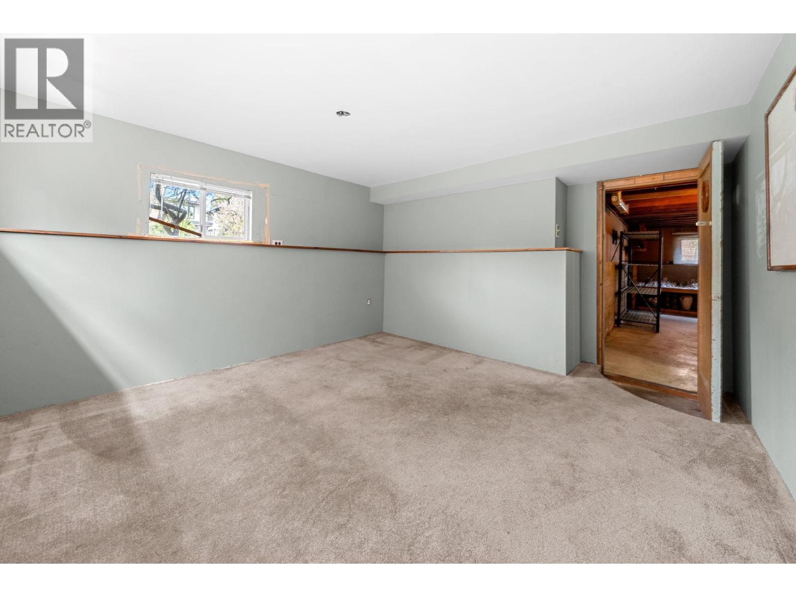 753 E 9th Street, North Vancouver, British Columbia  V7L 2C1 - Photo 33 - R3112746