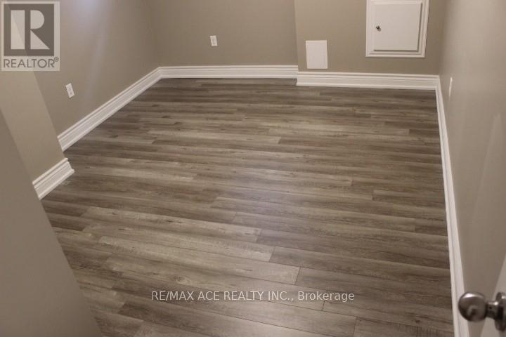 Bsmt - 19 Landview Road, Brampton, Ontario  L6P 4G4 - Photo 10 - W13016350