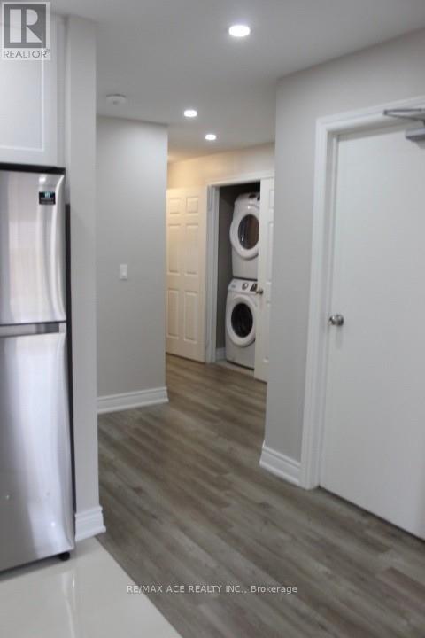 Bsmt - 19 Landview Road, Brampton, Ontario  L6P 4G4 - Photo 7 - W13016350