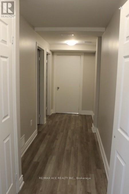 Bsmt - 19 Landview Road, Brampton, Ontario  L6P 4G4 - Photo 8 - W13016350