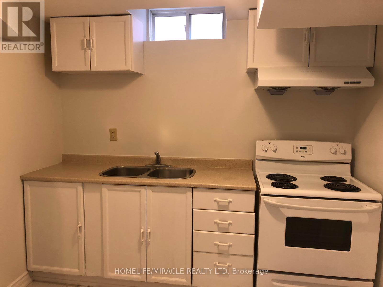 Basement - 3696 Colonial Drive, Mississauga, Ontario  L5L 4P2 - Photo 3 - W13016354