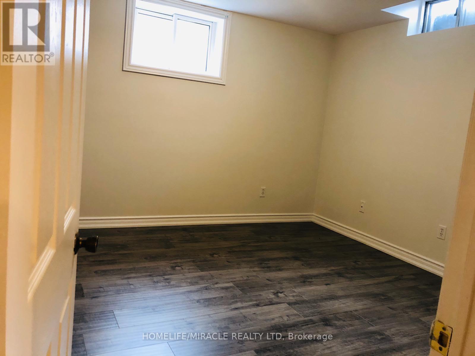 Basement - 3696 Colonial Drive, Mississauga, Ontario  L5L 4P2 - Photo 8 - W13016354