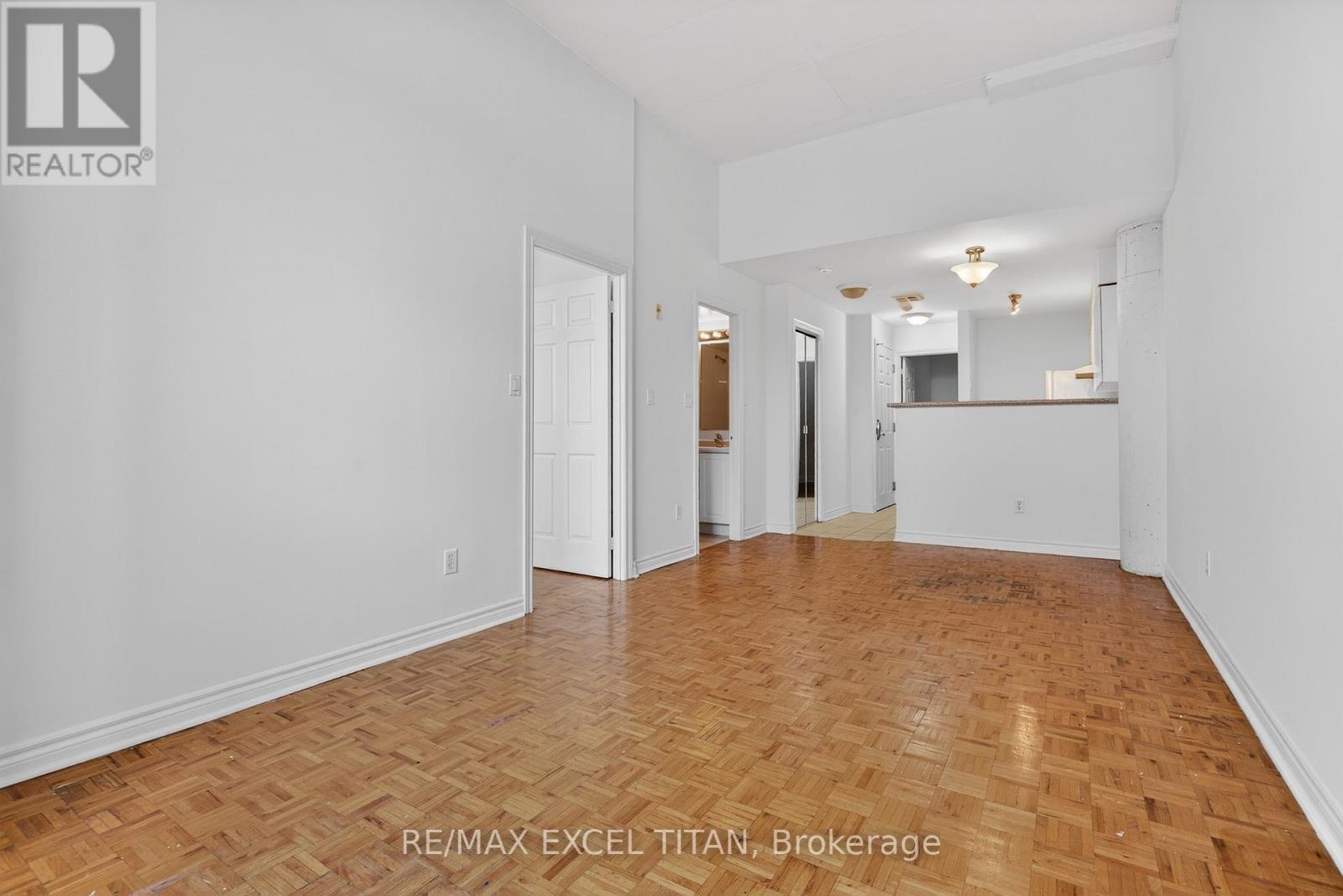 404 - 1401 Dupont Street, Toronto, Ontario  M6H 2B1 - Photo 13 - W13016368