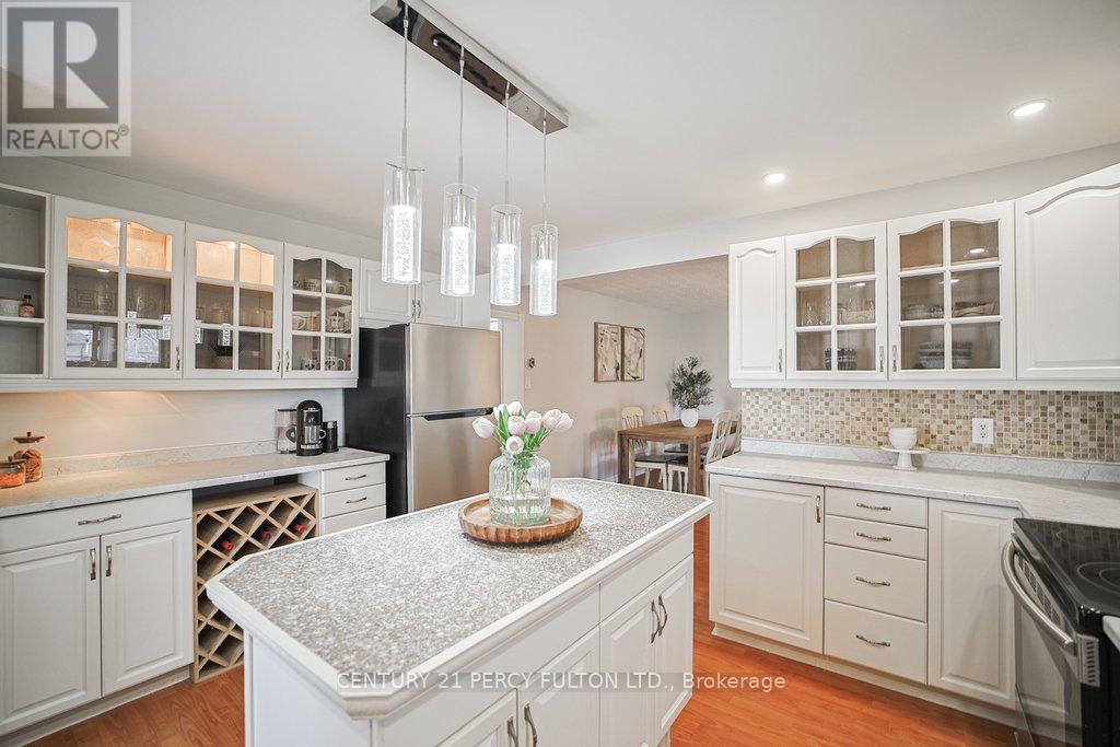 3 Mill Street S, Brampton, Ontario  L6Y 1S4 - Photo 5 - W13016376