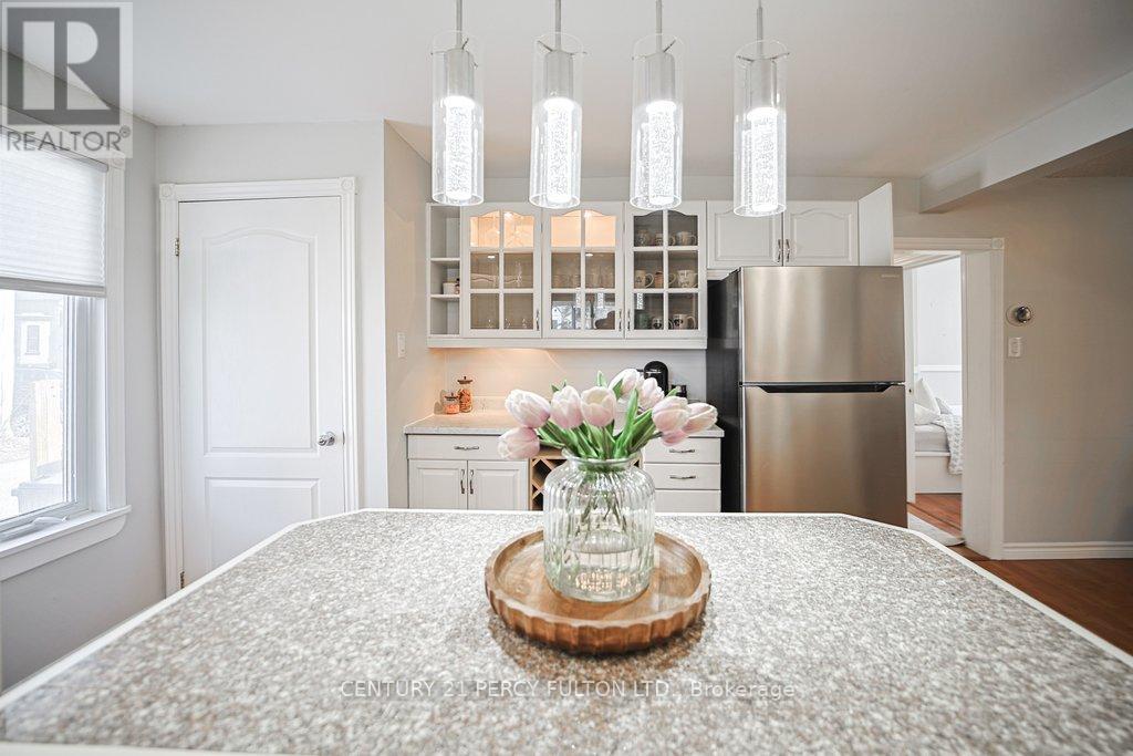 3 Mill Street S, Brampton, Ontario  L6Y 1S4 - Photo 6 - W13016376