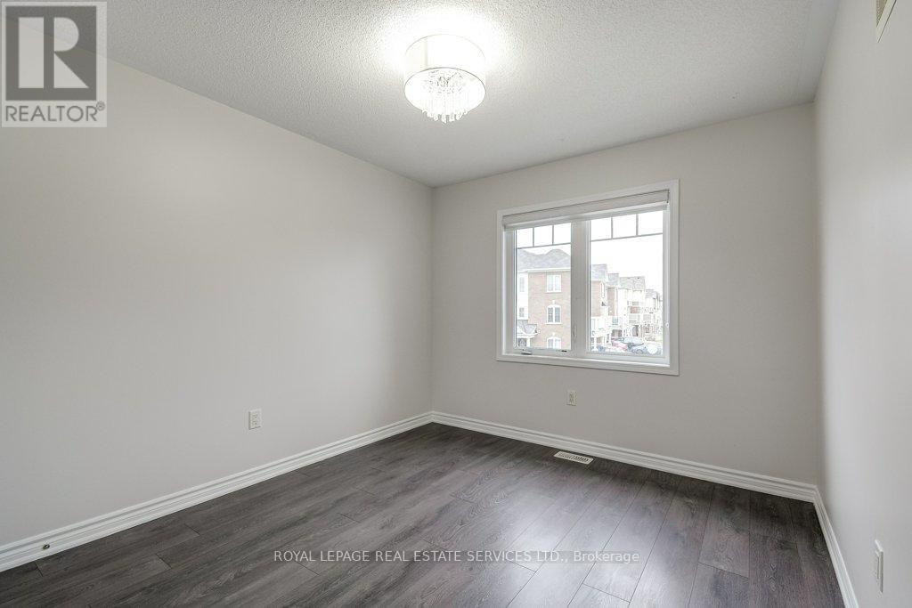 329 Gooding Crescent, Milton, Ontario  L9E 0A9 - Photo 31 - W13016398