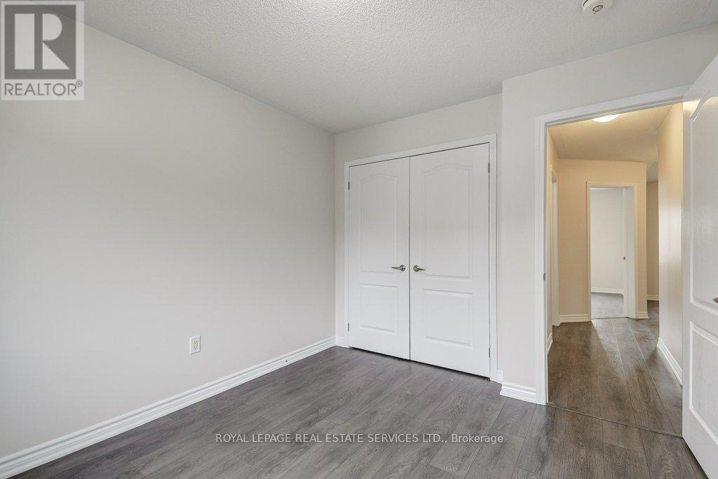 329 Gooding Crescent, Milton, Ontario  L9E 0A9 - Photo 35 - W13016398