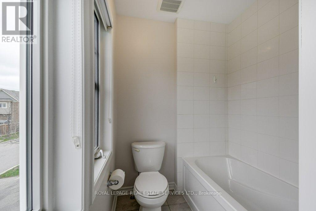 329 Gooding Crescent, Milton, Ontario  L9E 0A9 - Photo 37 - W13016398