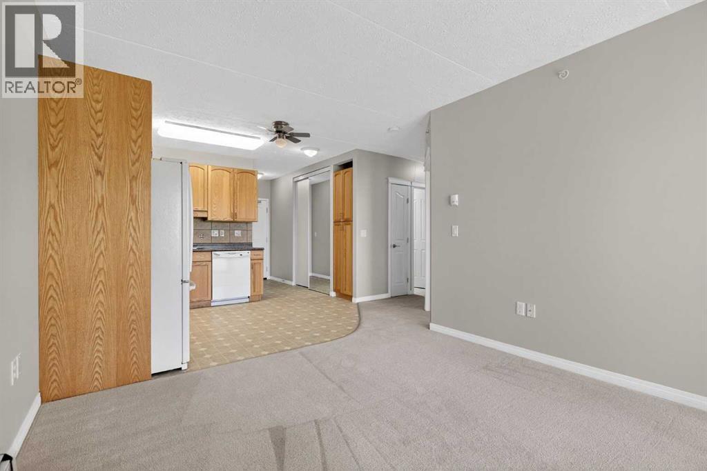 302, 400 1 Avenue Se, Diamond Valley, Alberta  T0L 0H0 - Photo 3 - A2286296