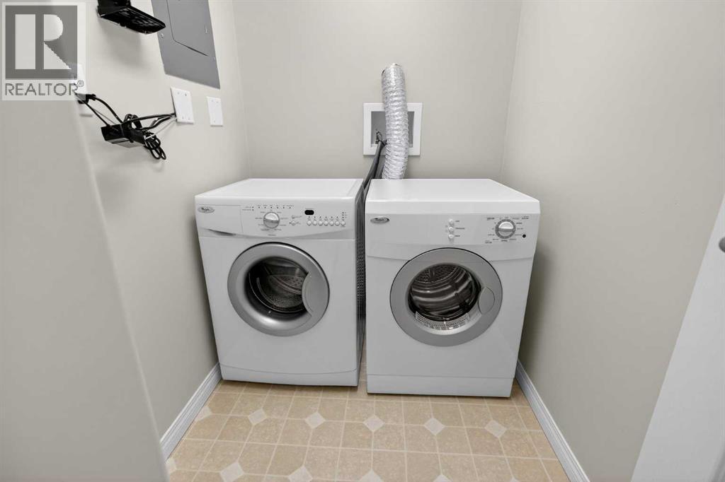 302, 400 1 Avenue Se, Diamond Valley, Alberta  T0L 0H0 - Photo 16 - A2286296