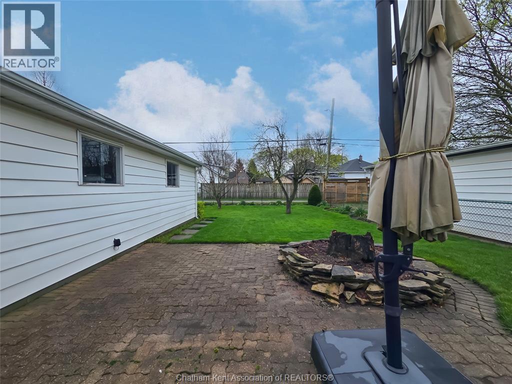 34 Park Avenue West, Chatham, Ontario  N7M 1V9 - Photo 4 - 26008504