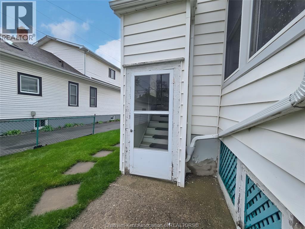 34 Park Avenue West, Chatham, Ontario  N7M 1V9 - Photo 5 - 26008504