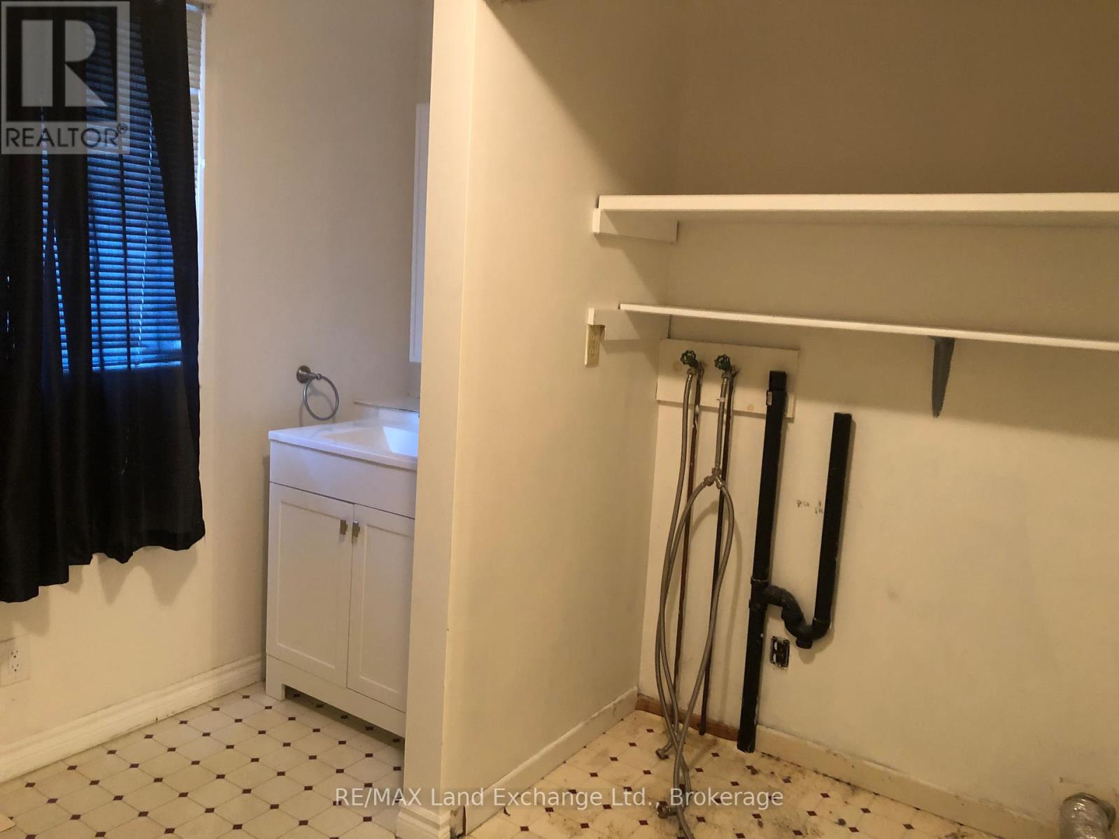 16 Penetangore Row S, Huron-Kinloss, Ontario  N2Z 2N6 - Photo 14 - X12862914