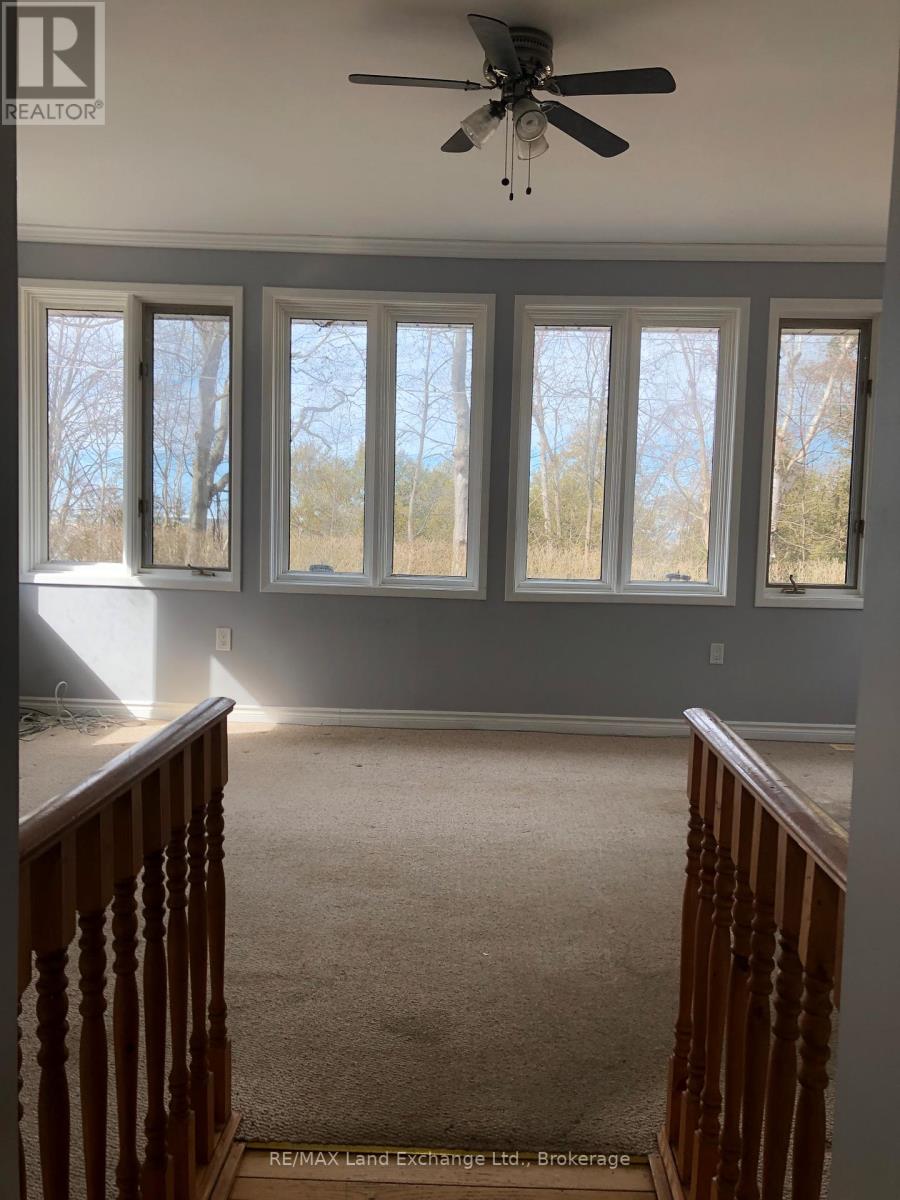 16 Penetangore Row S, Huron-Kinloss, Ontario  N2Z 2N6 - Photo 5 - X12862914