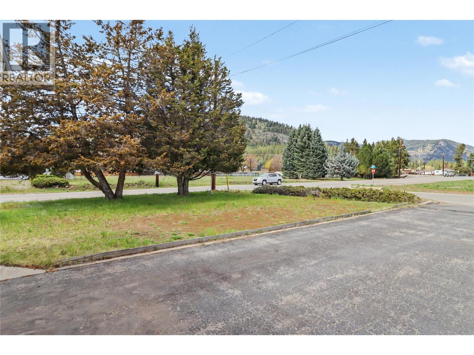 2990 68th Avenue, Grand Forks, British Columbia  V0H 1H0 - Photo 28 - 10384021