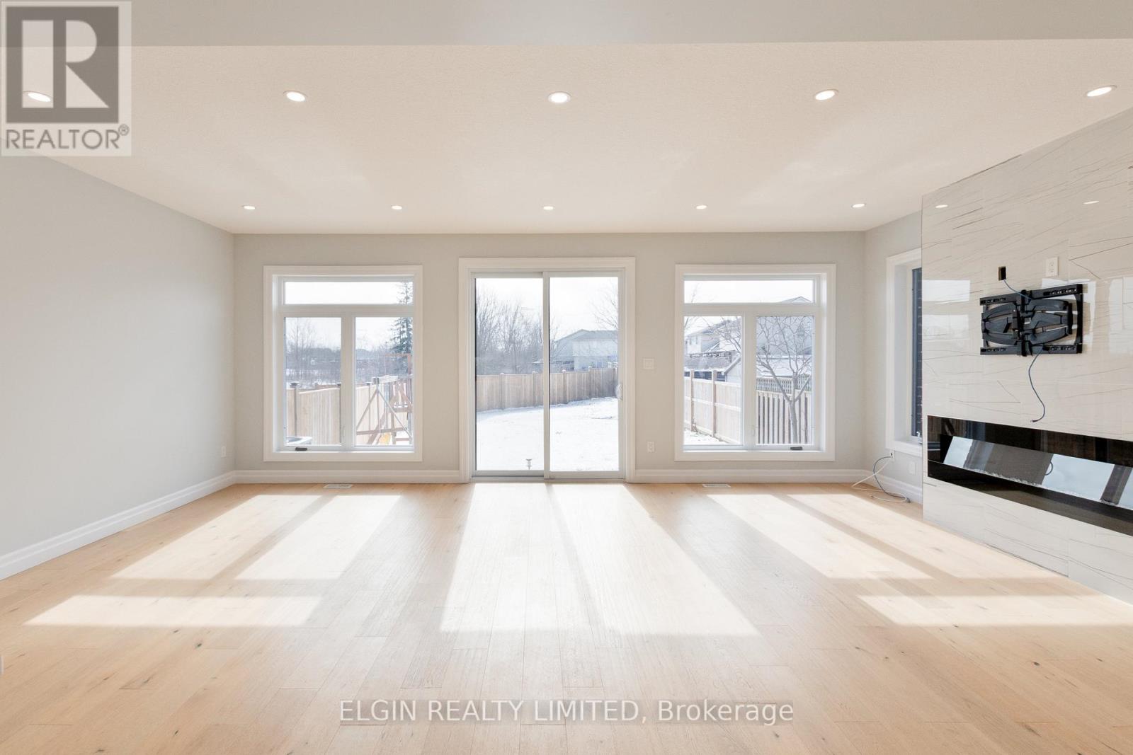 For Sale: 41531 FLORENCE COURT, Southwold, ON | 4 Bed, 3 Bath House for $295,000. See 26 photos!