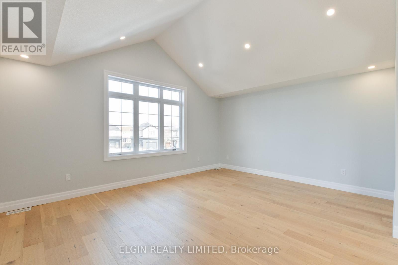 For Sale: 41531 FLORENCE COURT, Southwold, ON | 4 Bed, 3 Bath House for $295,000. See 26 photos!