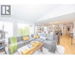 1563 Homestead Court, Kelowna, British Columbia  V1V 2N8 - Photo 11 - 10383709