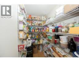 1563 Homestead Court, Kelowna, British Columbia  V1V 2N8 - Photo 8 - 10383709