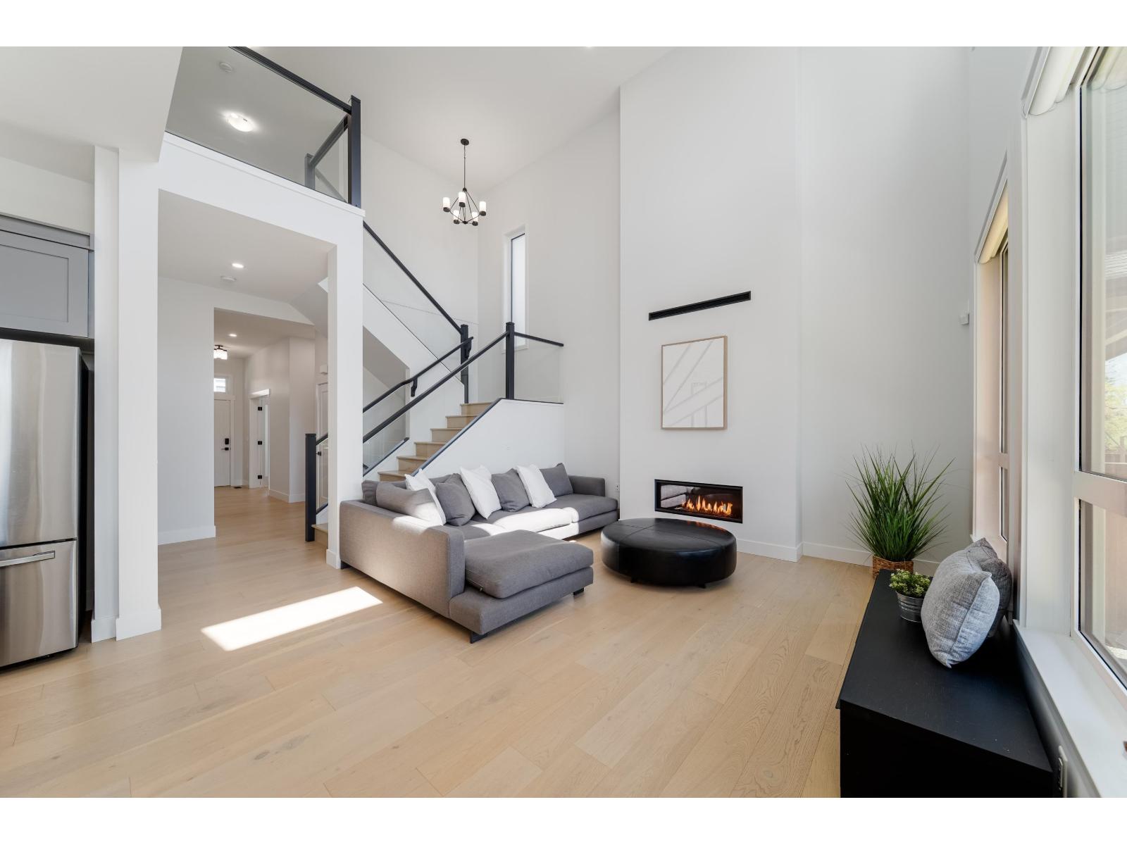 20530 77a Avenue, Langley, British Columbia  V2Y 4K3 - Photo 5 - R3113075