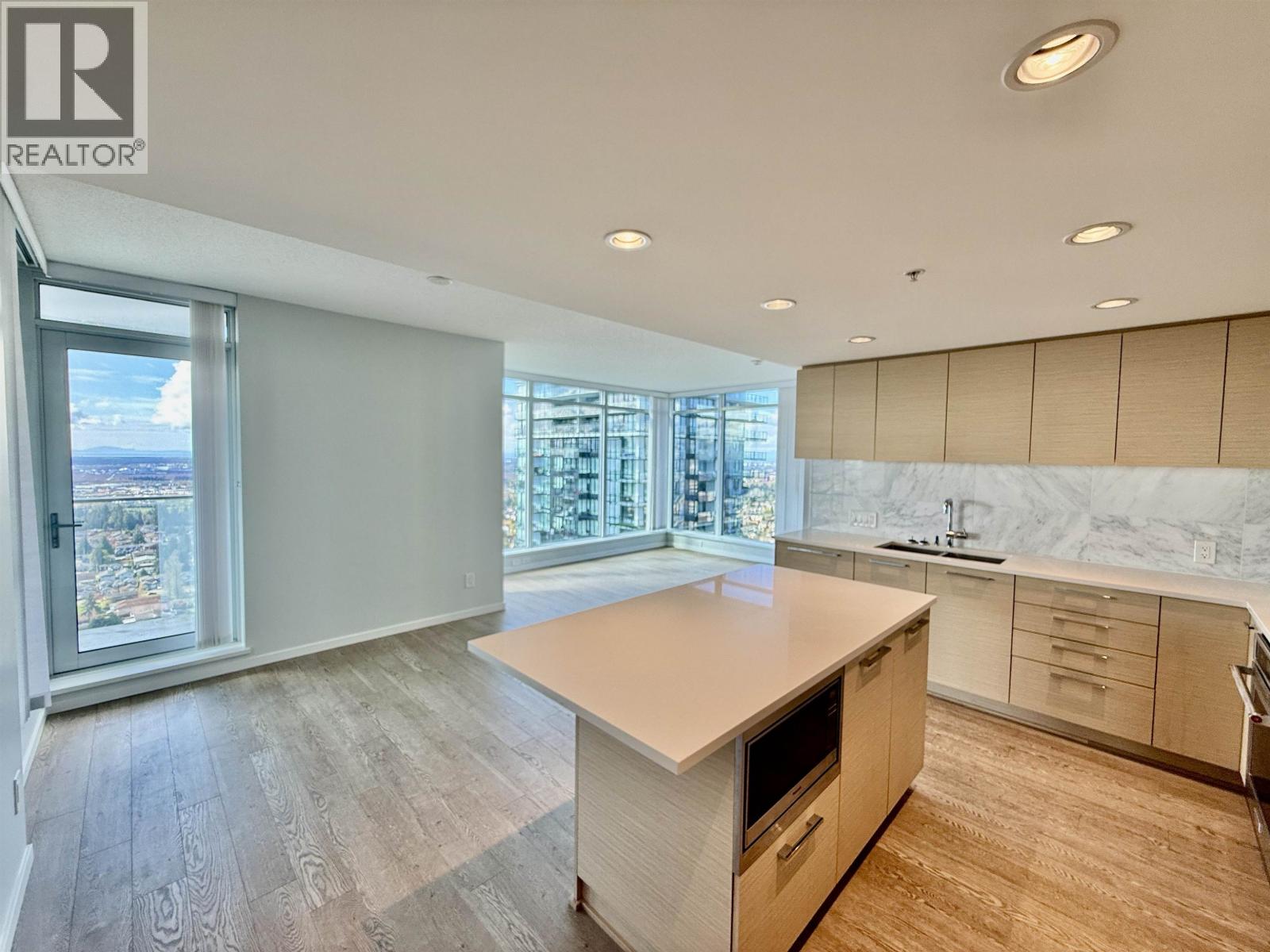 3301 6700 Dunblane Avenue, Burnaby, British Columbia  V5H 0J3 - Photo 7 - R3113032