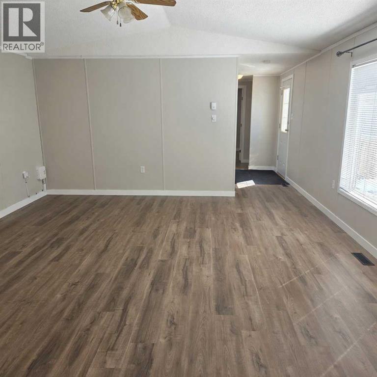 130, 810 56 Street, Edson, Alberta  T7E 1Y3 - Photo 3 - A2302972