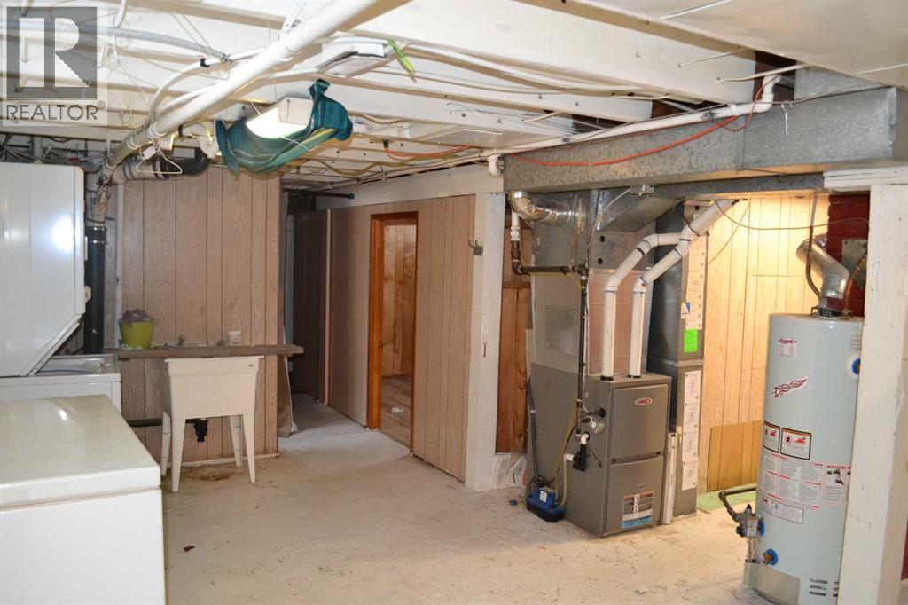 915 1 Street Nw, Calgary, Alberta  T2M 2R9 - Photo 13 - A2299160