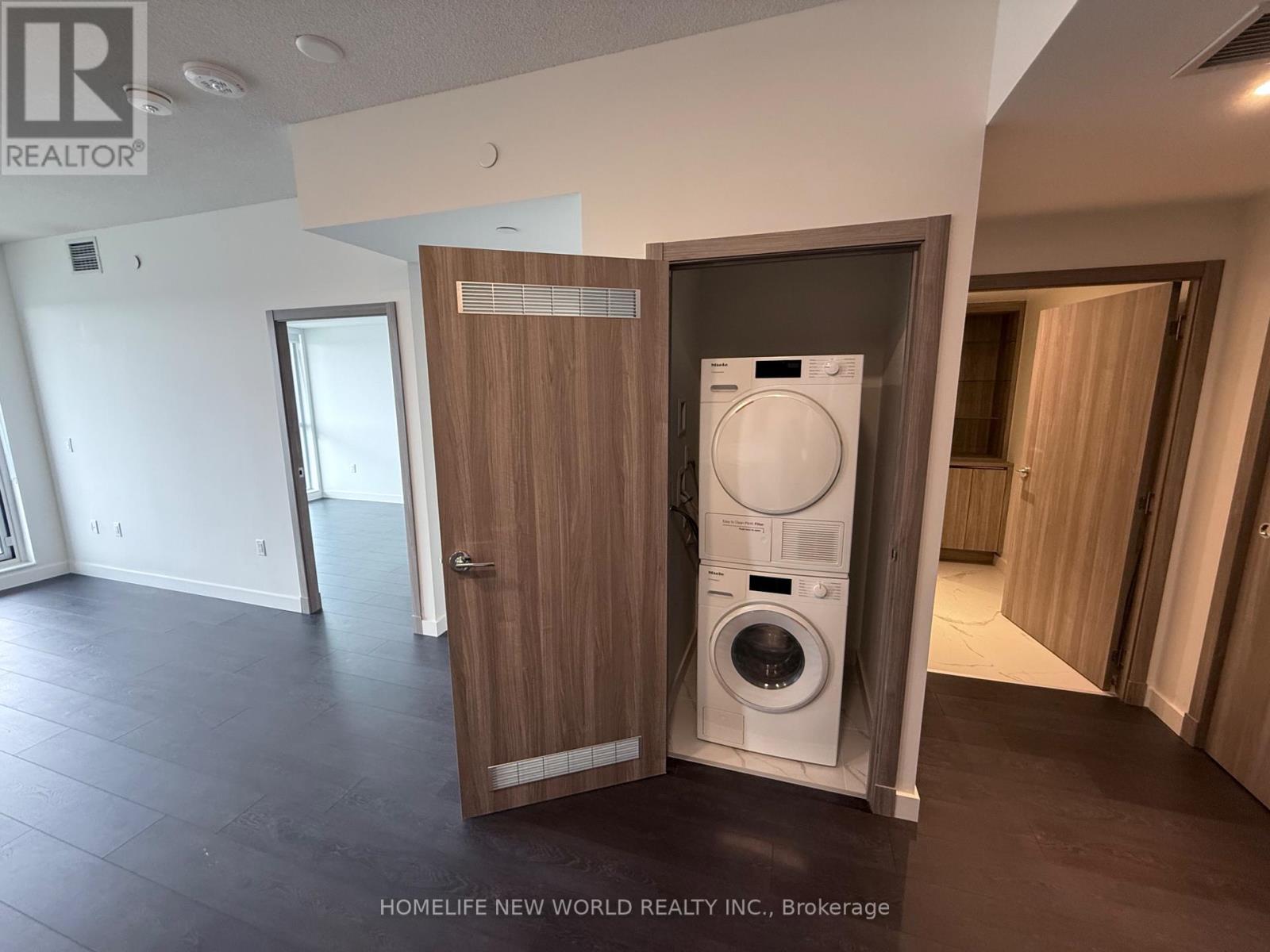 1705 - 25 Mcmahon Drive, Toronto, Ontario  M2K 0J2 - Photo 5 - C13016404