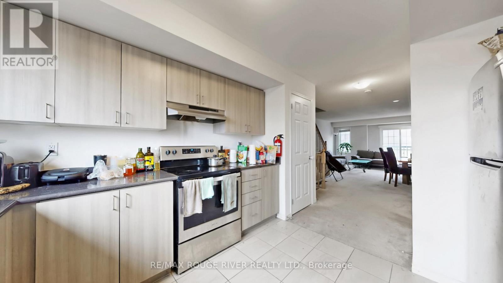 2669 Deputy Minister Path, Oshawa, Ontario  L1L 0M7 - Photo 10 - E13016402