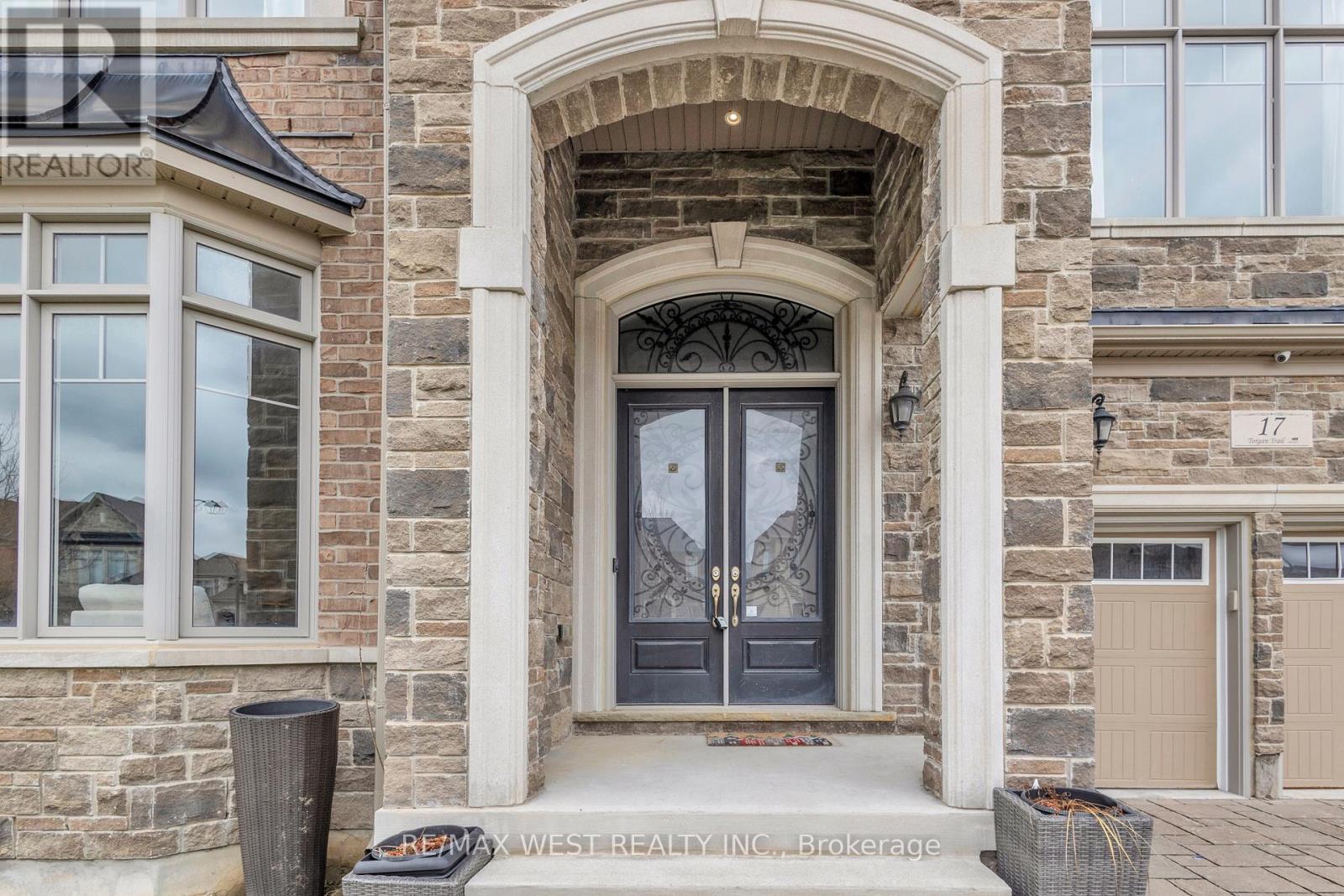 17 Torgan Trail, Vaughan, Ontario  L4H 3X6 - Photo 5 - N13016100