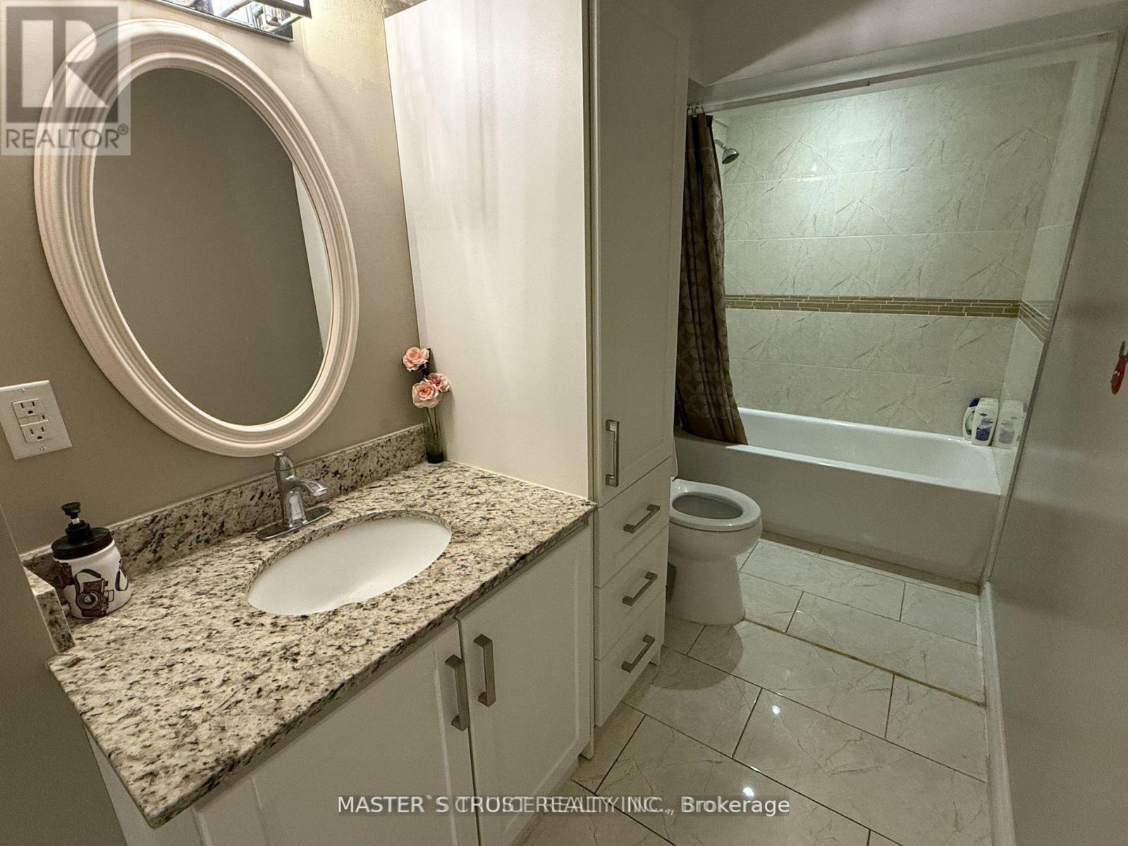 206 Aspenwood Dr Drive, Newmarket, Ontario  L3X 3L1 - Photo 7 - N13016410