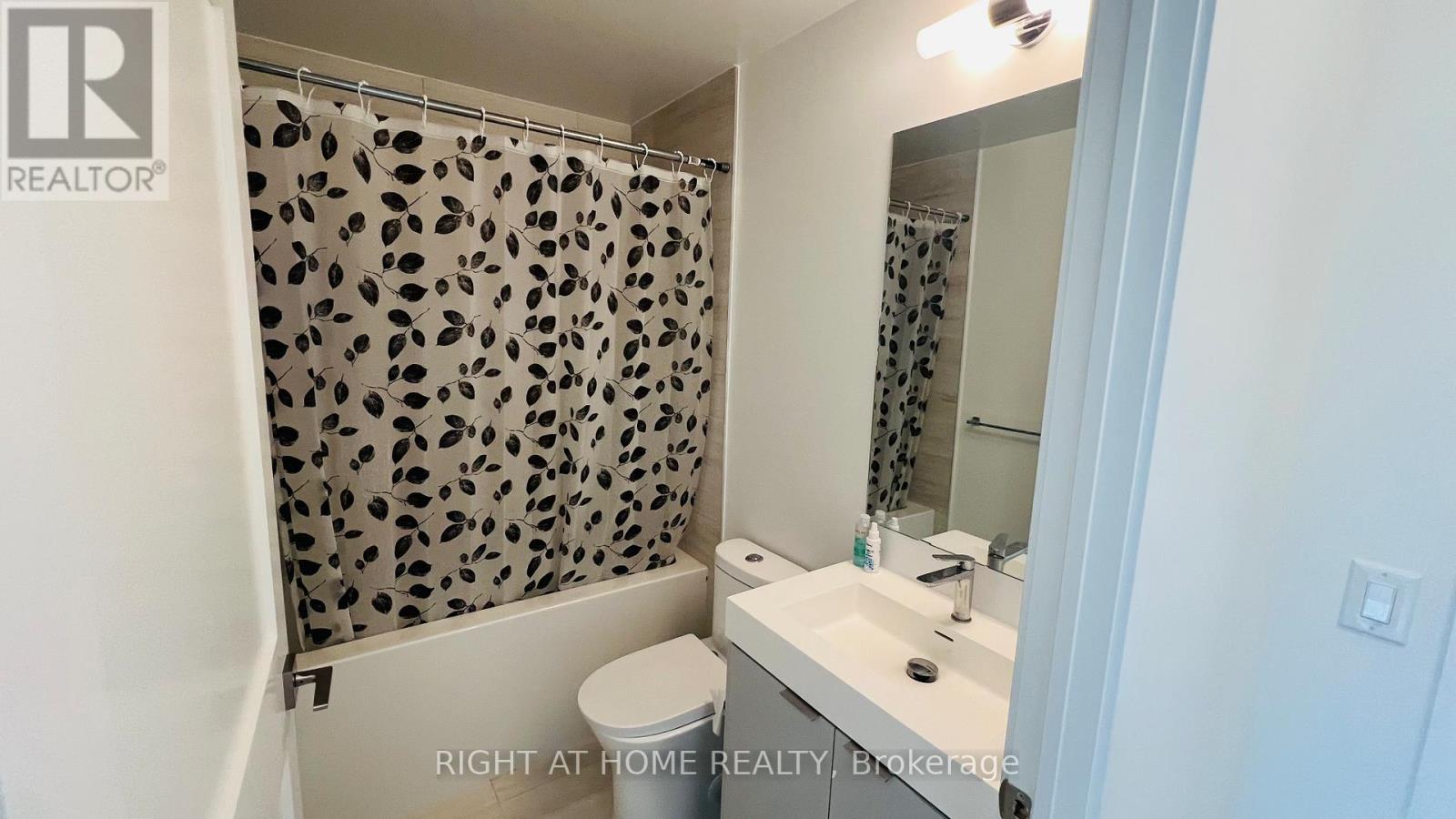 410 - 474 Caldari Road, Vaughan, Ontario  L4K 0R5 - Photo 27 - N13016418
