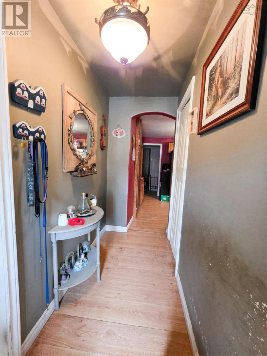 365 Hammonds Plains Road, Bedford, Nova Scotia  B4B 1A3 - Photo 5 - 202607764