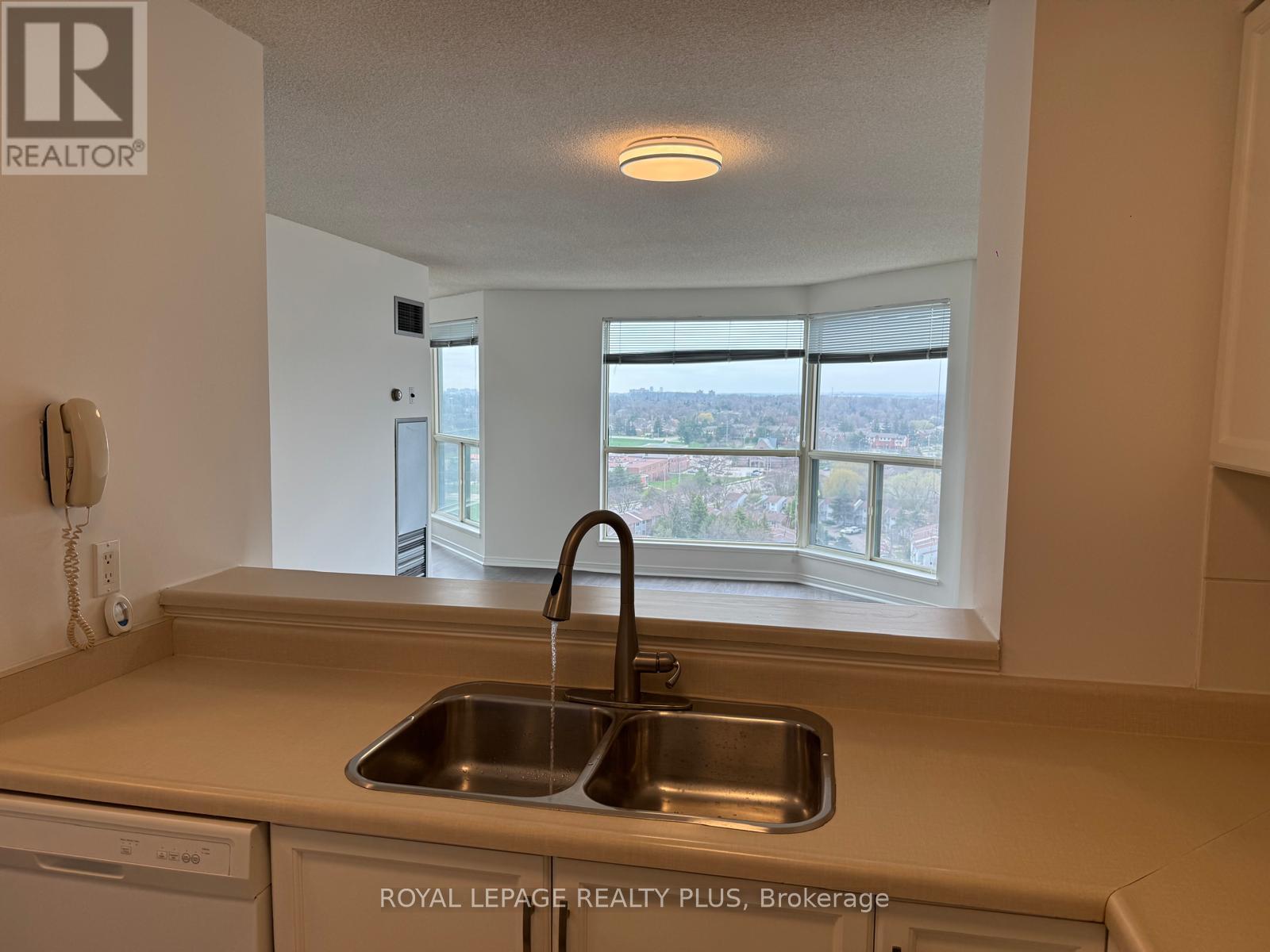 1808 - 2155 Burnhamthorpe Road W, Mississauga, Ontario  L5L 5P4 - Photo 14 - W13016412