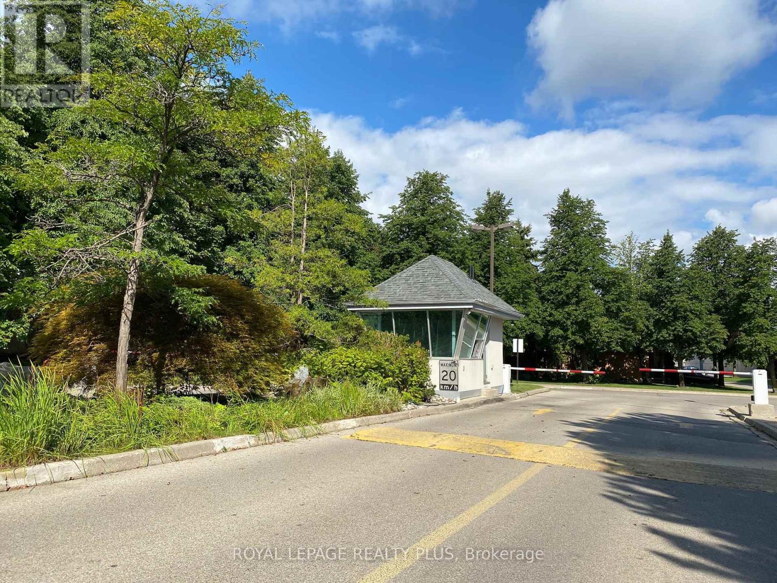 1808 - 2155 Burnhamthorpe Road W, Mississauga, Ontario  L5L 5P4 - Photo 3 - W13016412