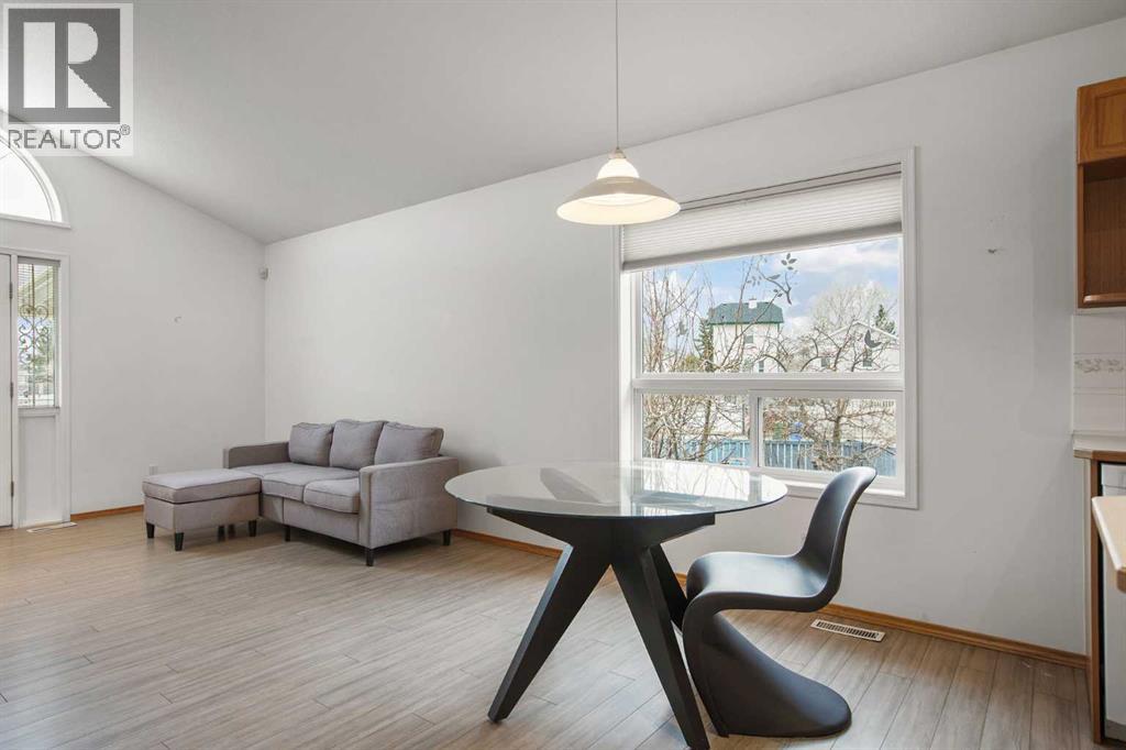 70 Anaheim Green Ne, Calgary, Alberta  T1Y 7A6 - Photo 10 - A2258872