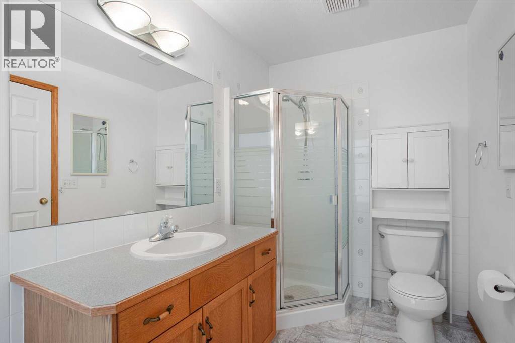 70 Anaheim Green Ne, Calgary, Alberta  T1Y 7A6 - Photo 17 - A2258872