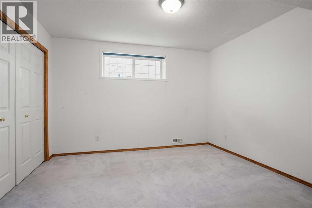 70 Anaheim Green Ne, Calgary, Alberta  T1Y 7A6 - Photo 26 - A2258872