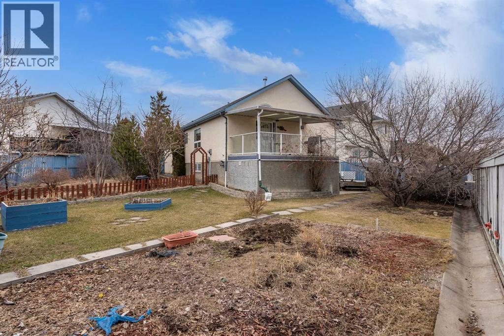 70 Anaheim Green Ne, Calgary, Alberta  T1Y 7A6 - Photo 32 - A2258872