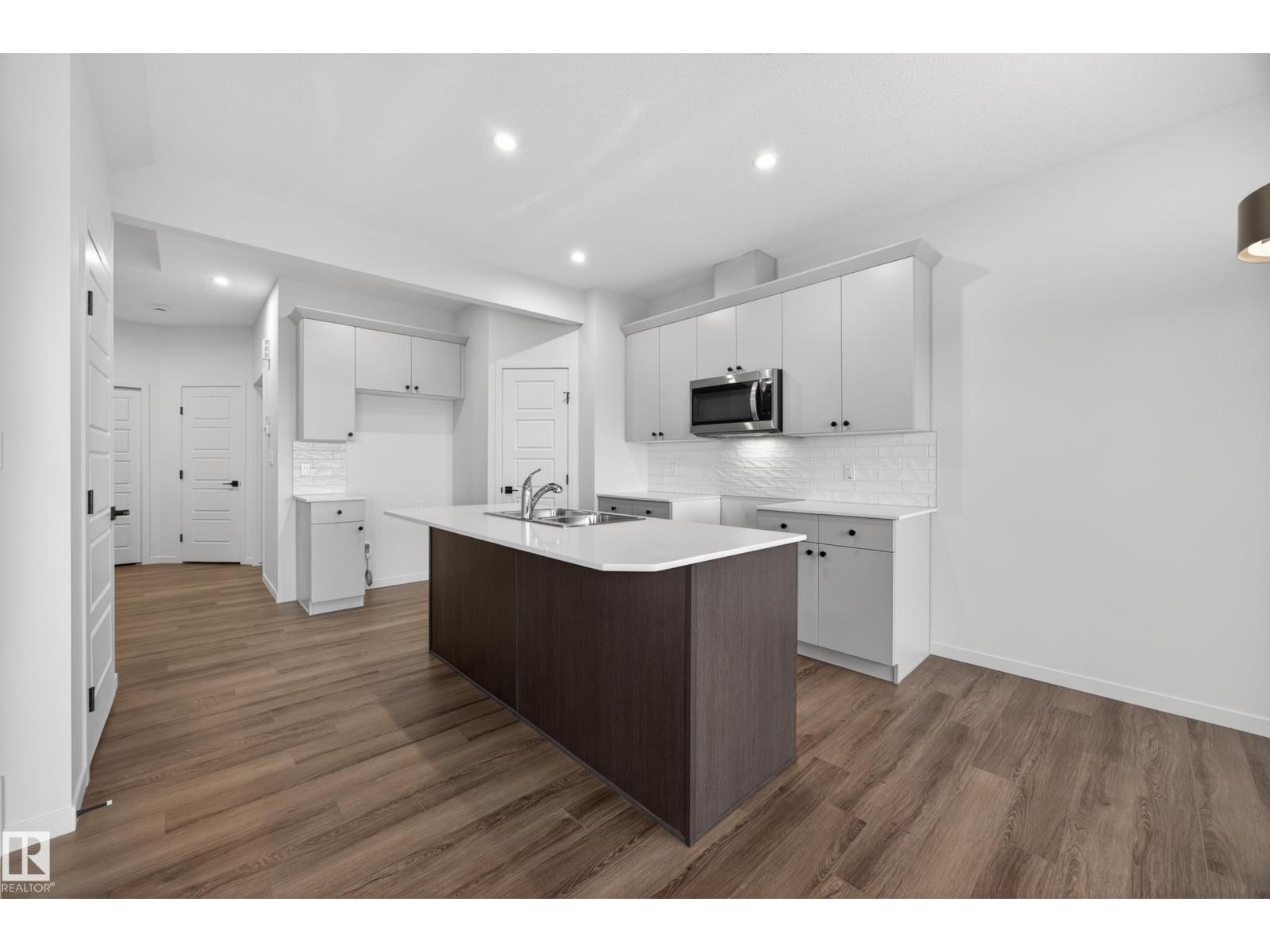 284 Lodge Pole Pl, Leduc, Alberta  T9E 0K7 - Photo 4 - E4483071