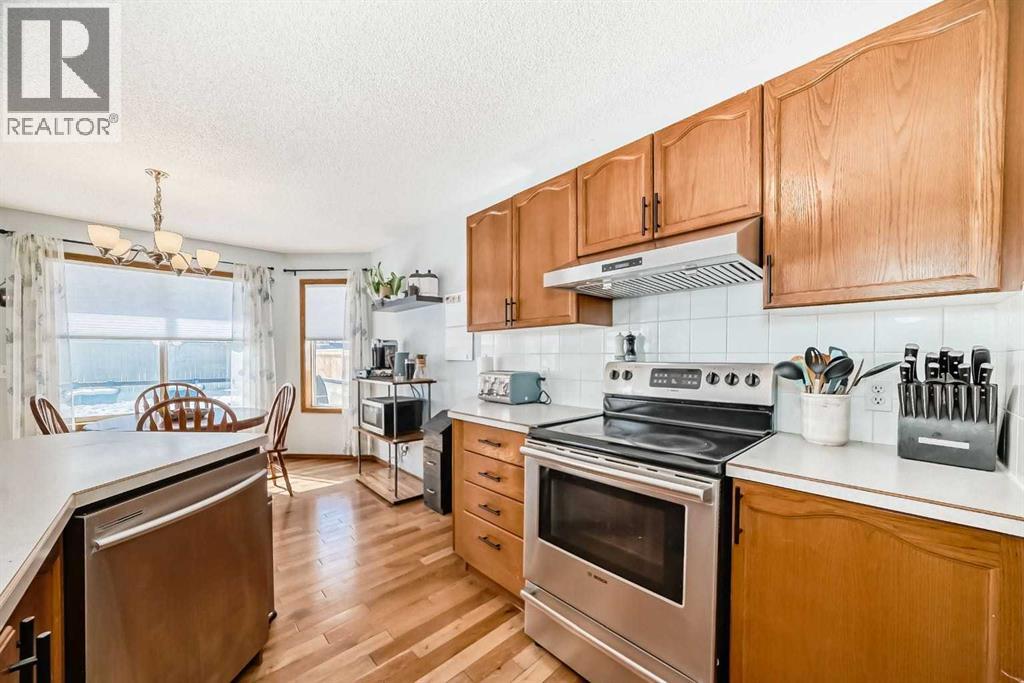 15 Citadel Meadow Grove Nw, Calgary, Alberta  T3G 4K6 - Photo 15 - A2299760