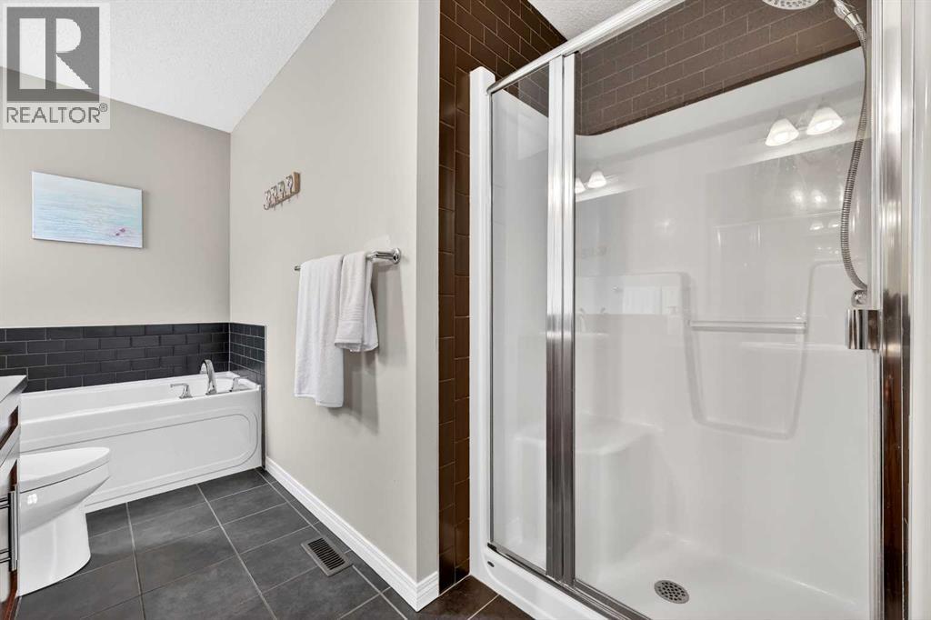 47 Copperpond Heights Se, Calgary, Alberta  T2Z 0W8 - Photo 25 - A2301402