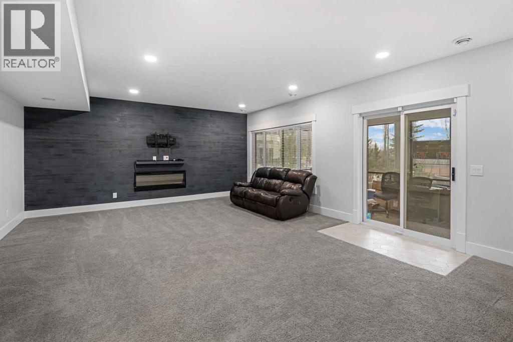 45 Rockcliff Heights Nw, Calgary, Alberta  T3G 0C7 - Photo 33 - A2302349