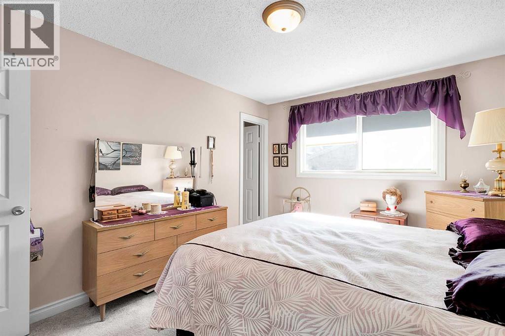 51 Bermondsey Place Nw, Calgary, Alberta  T3K 1V6 - Photo 27 - A2302844